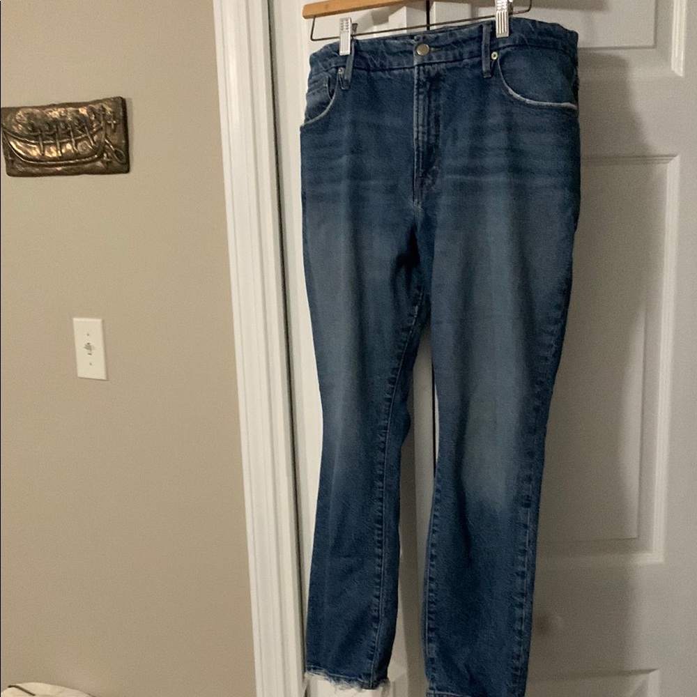 Good American Blue Ankle Cropped Jeans